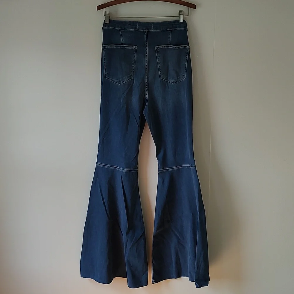 🔥HP🔥Free People Just Float On Flare Bell Bottom Jeans Vintage Inspired Size 31 - Picture 3 of 8